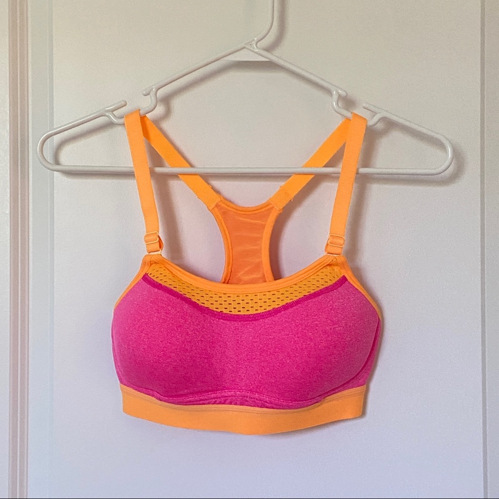 Like New Champion racerback sports bra for high impact workouts Size small